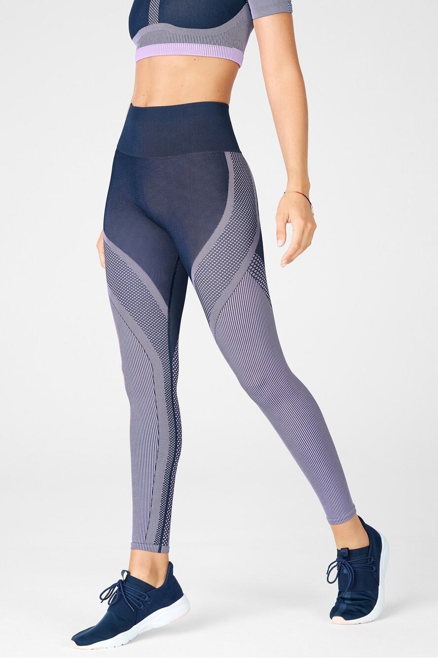 NWT Fabletics High Waisted Seamless Turbo Leggings Size M Purple Gym Workout